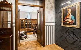 Exclusive Royal Apartments